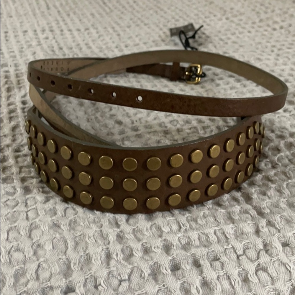 Ronald Pineau wrap around belt